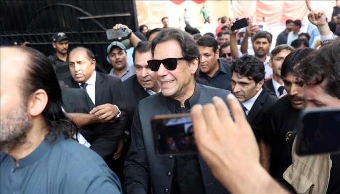 مذاکراتی کمیٹی کی عمران خان سے ملاقات ختم