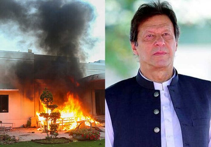 عمران خان کی برطرفی اور پی ٹی آئی کی مزاحمت سے ملک سنگین سیاسی بحران کا شکار ہوا، عدالت