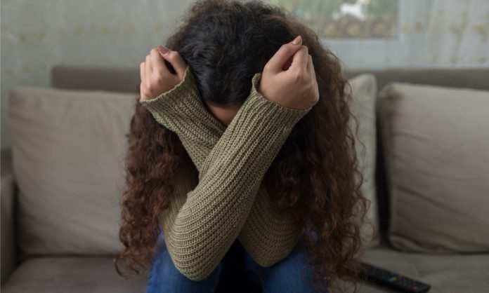 معذوری پنشن کے لیے 16 سال تک گونگی بننے کا ناٹک کرنے والی لڑکی بے نقاب