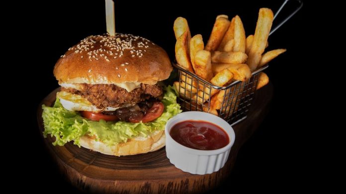 مغربی انداز کی خوراک متعدد سنگین بیماریوں کا باعث بننے لگی