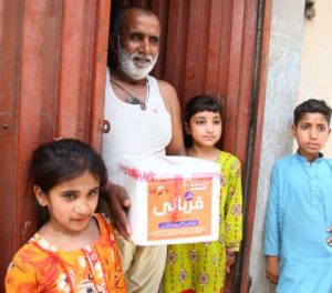 منہاج ویلفیئر فاؤنڈیشن نے ہزاروں مستحقین تک قربانی کا گوشت پہنچایا