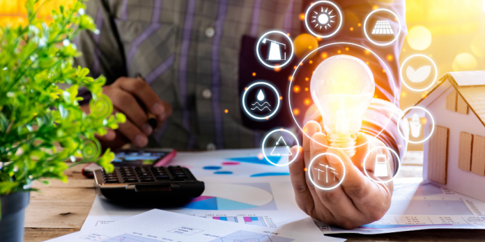 کیا بجلی مزید مہنگی ہوگی؟ نئے بجٹ میں صارفین پر نیا سرچارج لگانے کا فیصلہ