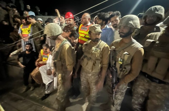 Pakistan Army successfully rescues workers trapped in emerald mine in Swat