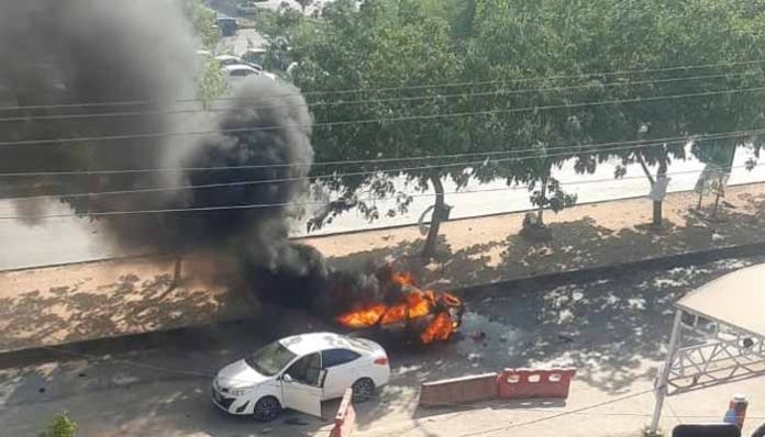 اسلام آباد کچہری کے باہر دہشت گردوں کا حملہ، خودکش دھماکے میں 12 افراد شہید، کئی زخمی