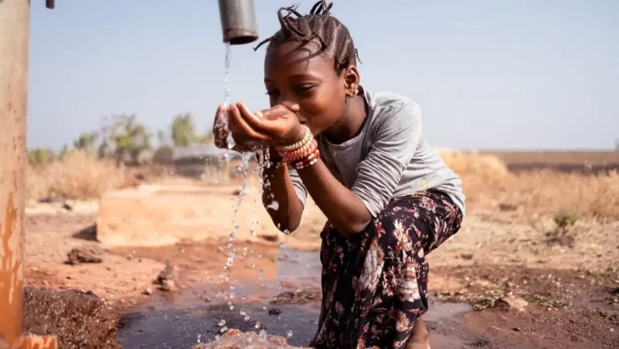 انتہائی گرمی میں رہنے والے بچوں سے متعلق تشویشناک انکشاف،ماہرین نے خطرے کی گھنٹی بجا دی