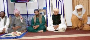 محمد پور دیوان میں شیخ الاسلام ڈاکٹر محمد طاہرالقادری کی 75 ویں سالگرہ کی تقریب،کیک کاٹا گیا