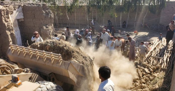 طورخم و تیراہ میں سرحدی کشیدگی، پاک فوج کا بھرپور جواب، افغان چیک پوسٹ تباہ