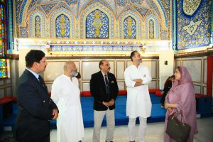 زرتاشہ کاشف کی منہاج القرآن انٹرنیشنل آمد، پروفیسر ڈاکٹر حسین قادری سے ملاقات