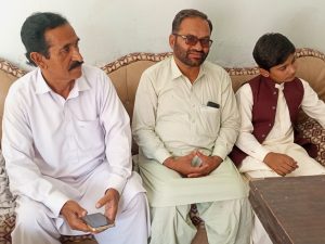 سردار شاکر خان مزاری کا محمد پور دیوان پریس کلب کا دورہ، نو منتخب عہدیداران کو مبارکباد