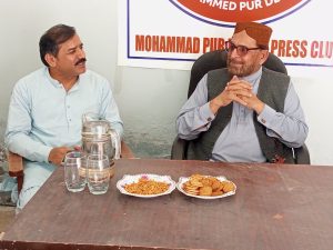 سردار شاکر خان مزاری کا محمد پور دیوان پریس کلب کا دورہ، نو منتخب عہدیداران کو مبارکباد