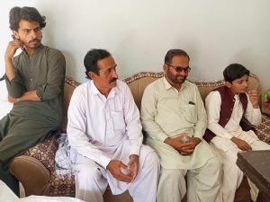 سردار شاکر خان مزاری کا محمد پور دیوان پریس کلب کا دورہ، نو منتخب عہدیداران کو مبارکباد