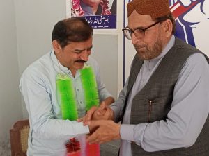 سردار شاکر خان مزاری کا محمد پور دیوان پریس کلب کا دورہ، نو منتخب عہدیداران کو مبارکباد