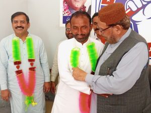 سردار شاکر خان مزاری کا محمد پور دیوان پریس کلب کا دورہ، نو منتخب عہدیداران کو مبارکباد