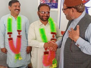 سردار شاکر خان مزاری کا محمد پور دیوان پریس کلب کا دورہ، نو منتخب عہدیداران کو مبارکباد