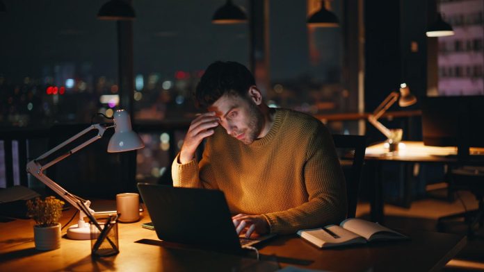 نائٹ ڈیوٹی کرنے والوں کیلئے بری خبر، جسمانی نظام شدید متاثر