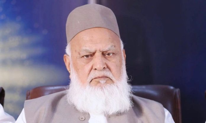 Mufti Abdul Qayyum Khan Hazarvi, a prominent religious scholar of Minhaj-ul-Quran Movement, Grand Mufti and teacher of scholars, has passed away.